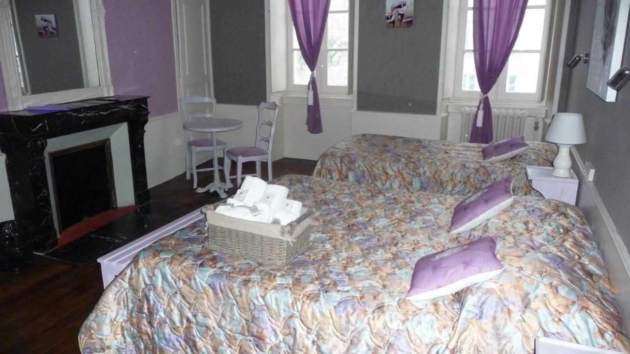 Hotel Du Commerce Semur-en-Auxois Δωμάτιο φωτογραφία