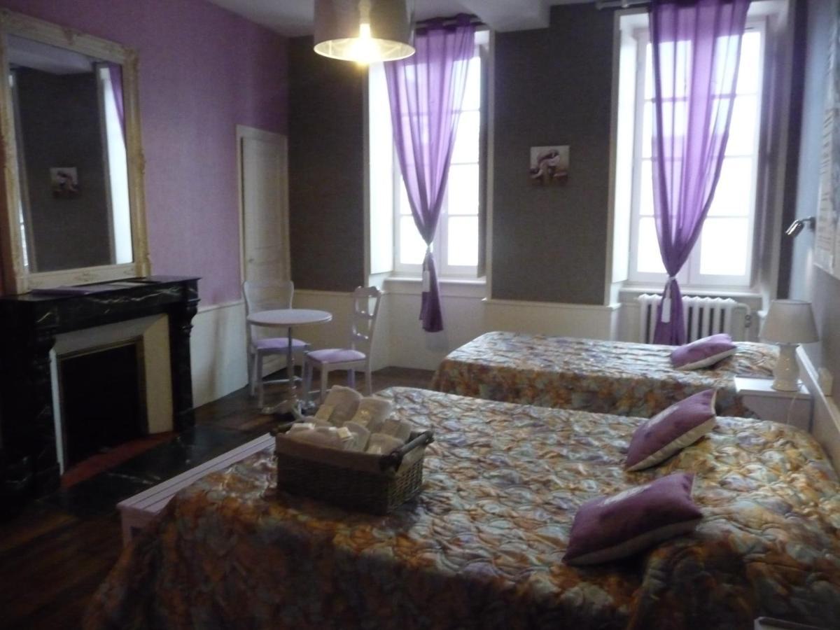 Hotel Du Commerce Semur-en-Auxois Δωμάτιο φωτογραφία