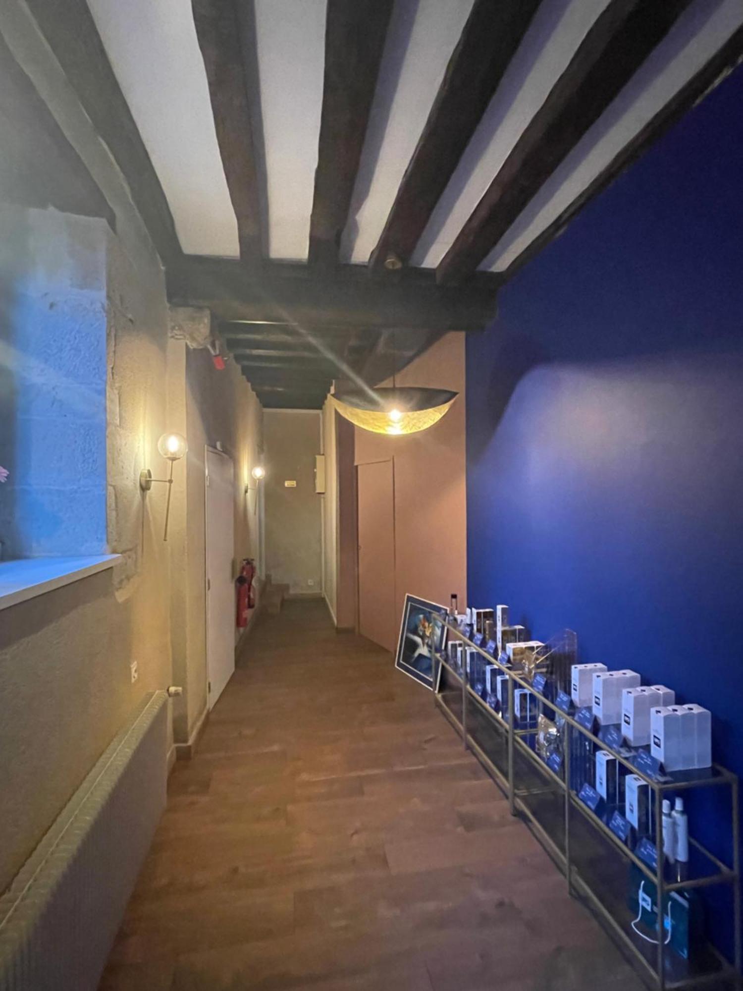 Hotel Du Commerce Semur-en-Auxois Εξωτερικό φωτογραφία