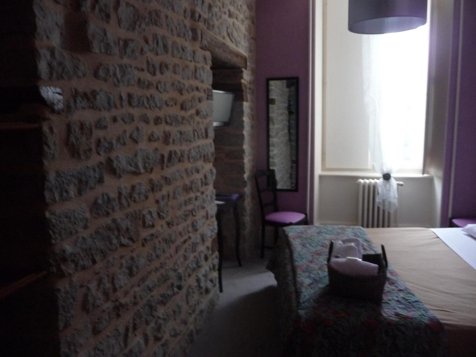 Hotel Du Commerce Semur-en-Auxois Εξωτερικό φωτογραφία