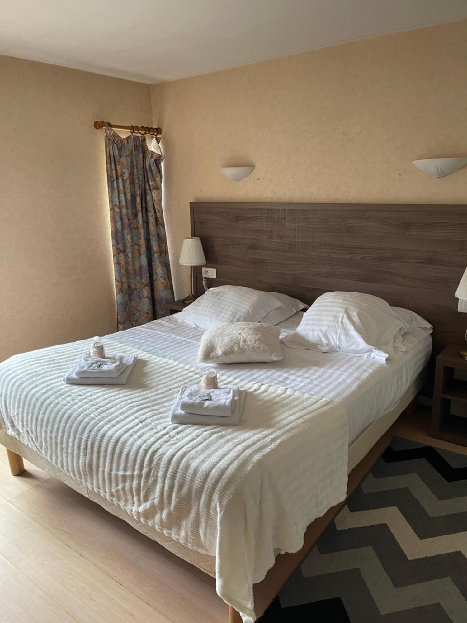 Hotel Du Commerce Semur-en-Auxois Εξωτερικό φωτογραφία