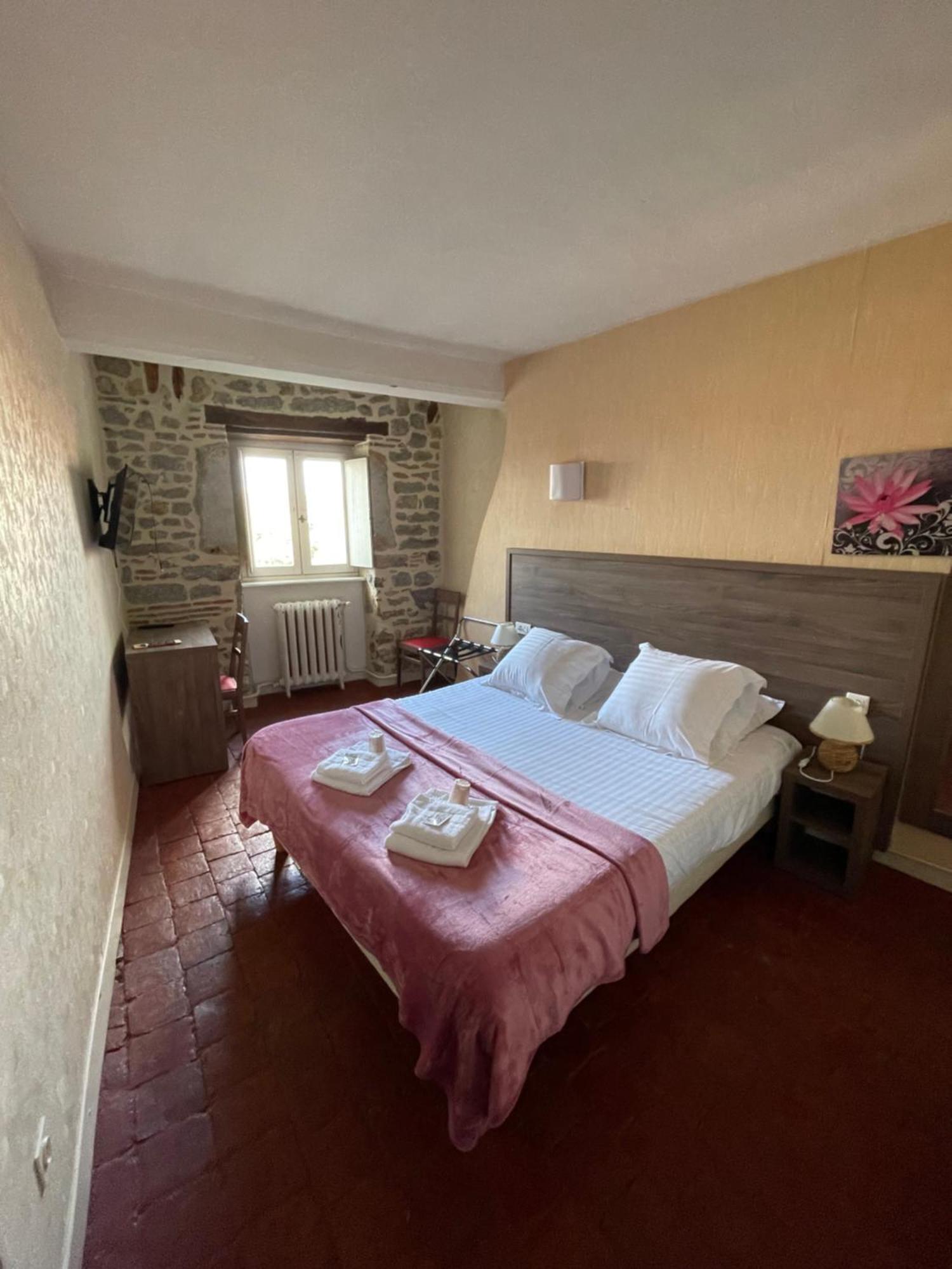 Hotel Du Commerce Semur-en-Auxois Εξωτερικό φωτογραφία